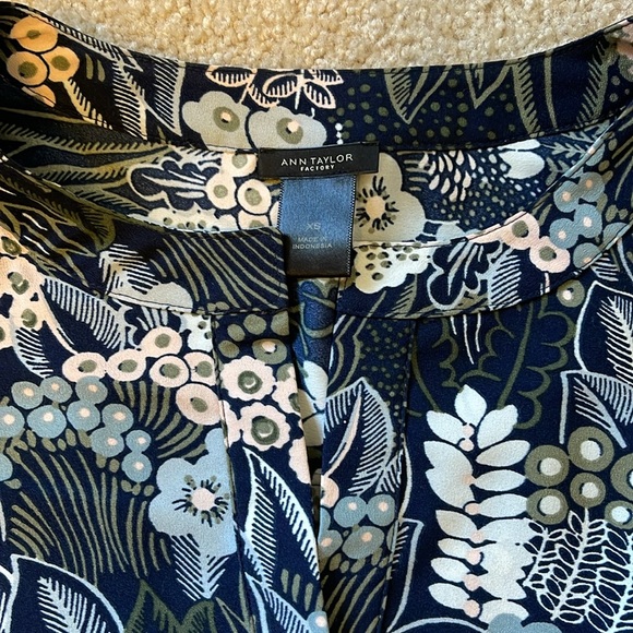 Ann Taylor Factory | Printed Shirt Dress | Size XS - Picture 3 of 3